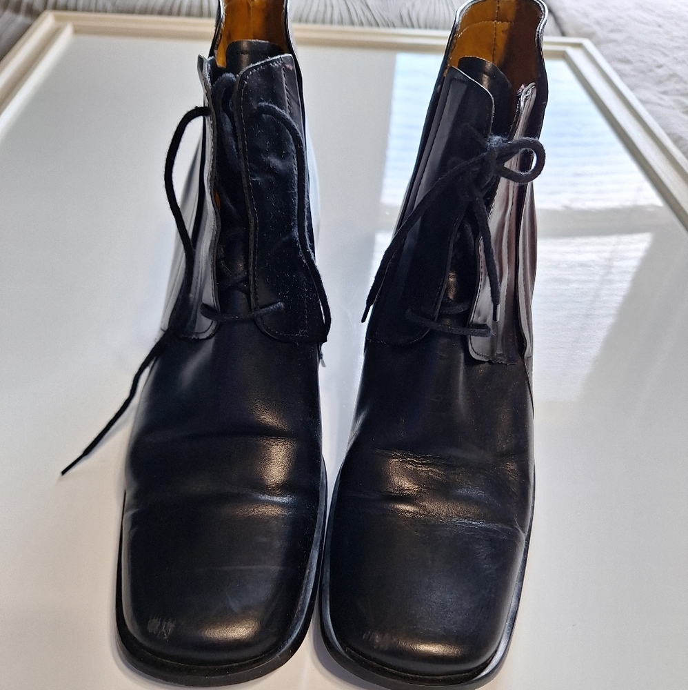 Black BCBG Paris Leather Boots 9.5 B